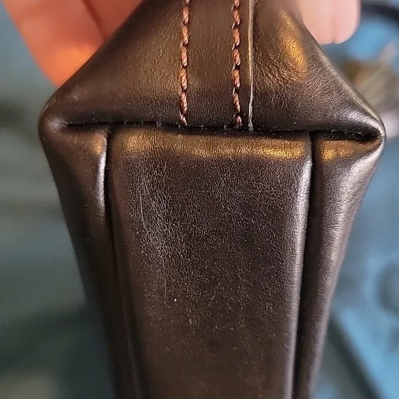 Dooney & Bourke Black Genuine Leather Crossbody Tassle Bag‎ - Picture 6 of 12